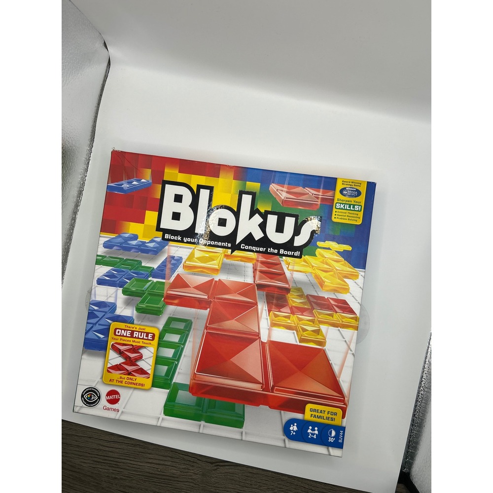 Mattel Blokus Strategy Board Game Family Game Night BJV44 New Sealed Pieces